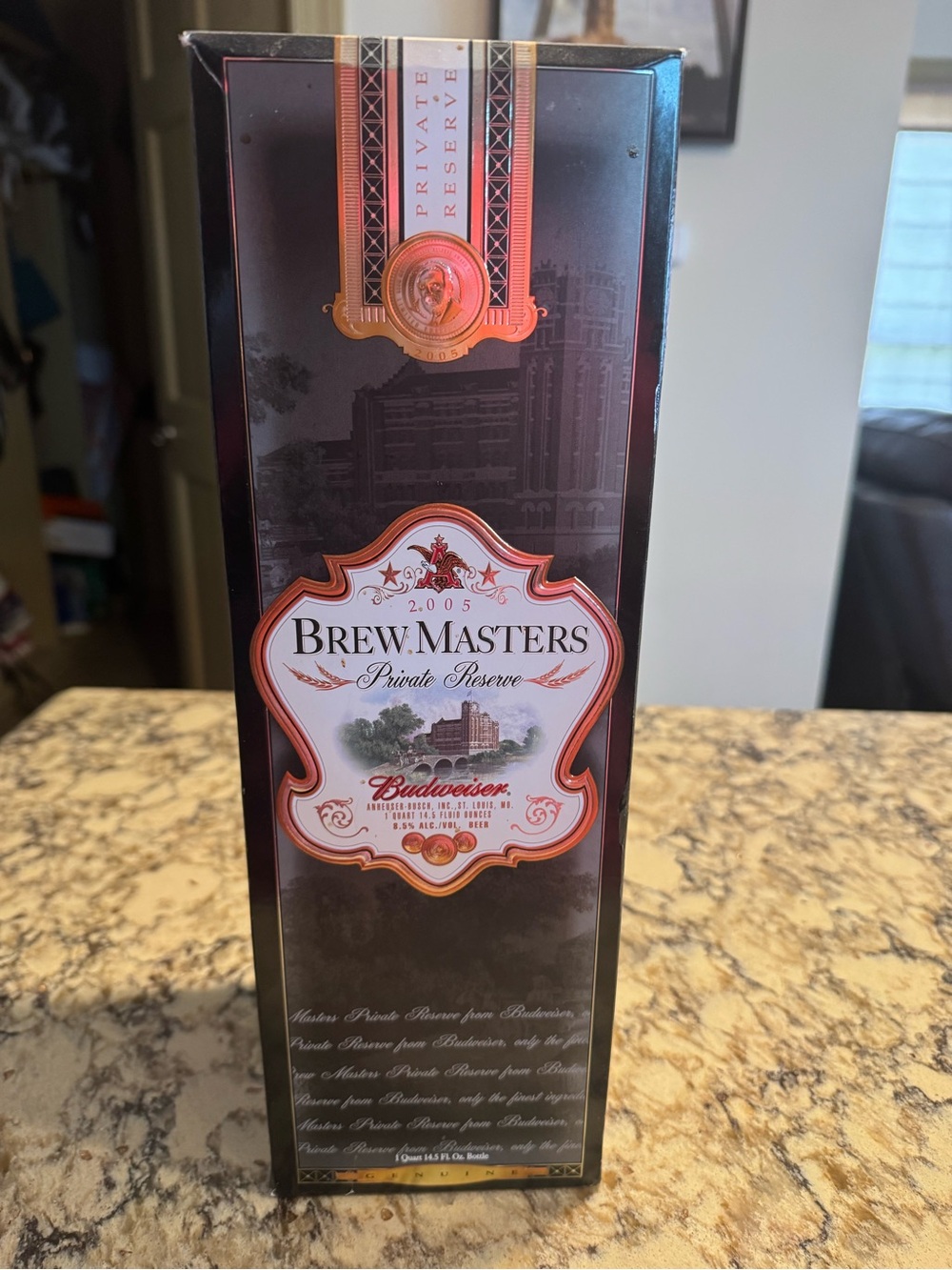2005 Budweiser Brew.Masters Private Reserve Box - Black & Red Accents